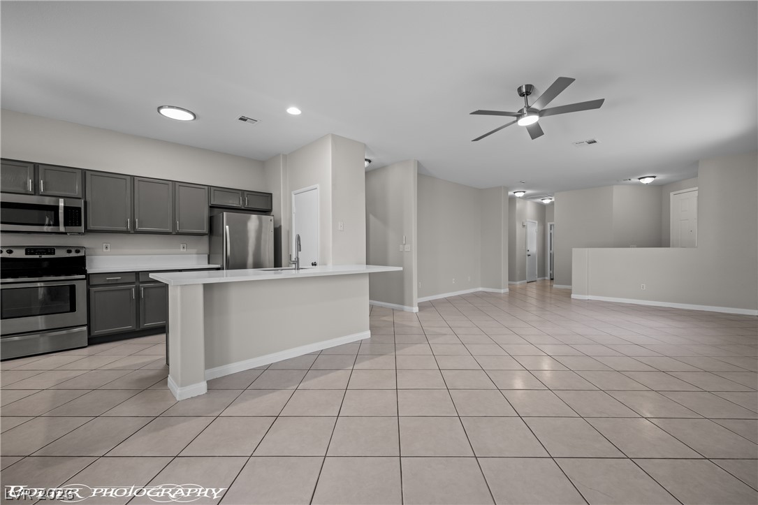 471 Canyon View Way