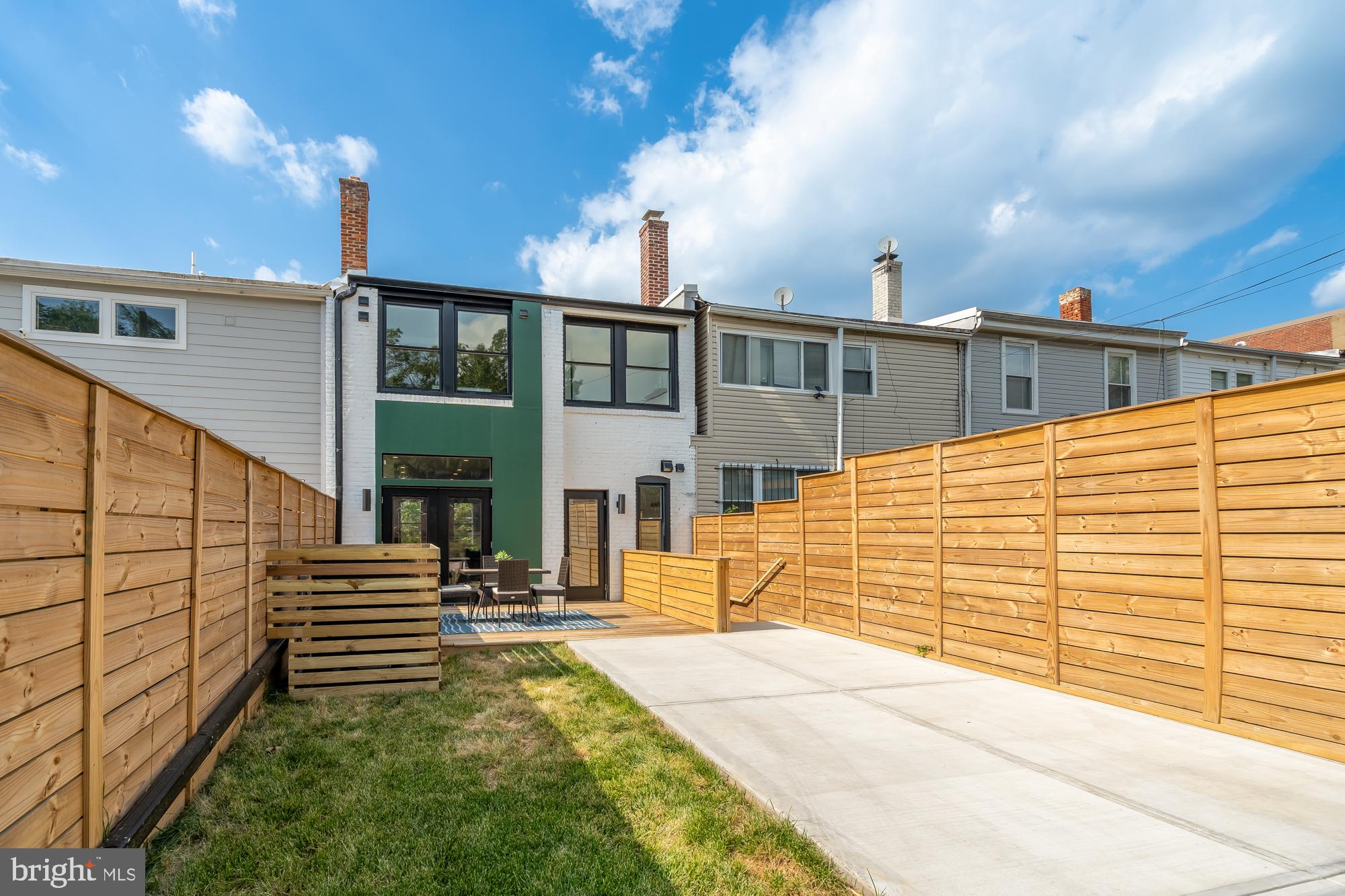 1316 BUCHANAN STREET NW