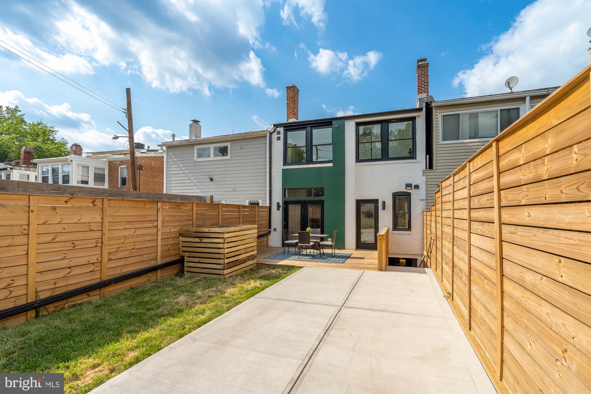 1316 BUCHANAN STREET NW