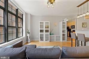 1111 25th Street NW 401