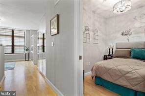 1111 25th Street NW 401