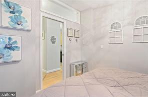 1111 25th Street NW 401