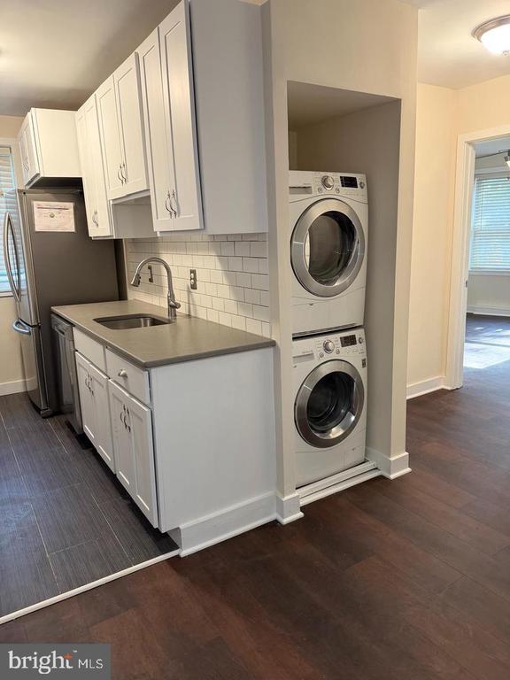 514 RIDGE ROAD SE 111