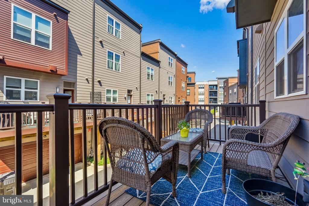 3320 WOODLAND PHLOX STREET