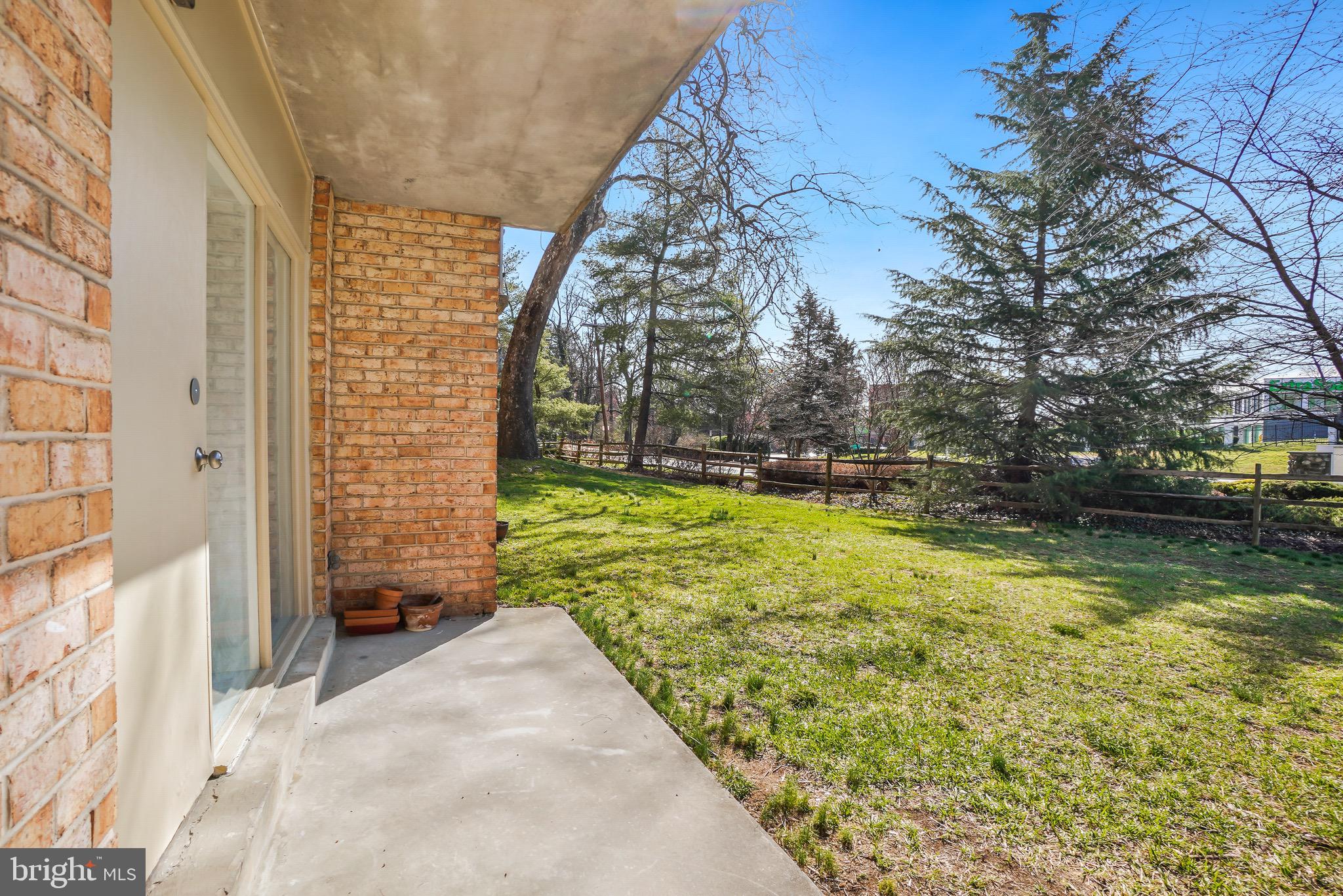 11901 PARKLAWN DRIVE T-2
