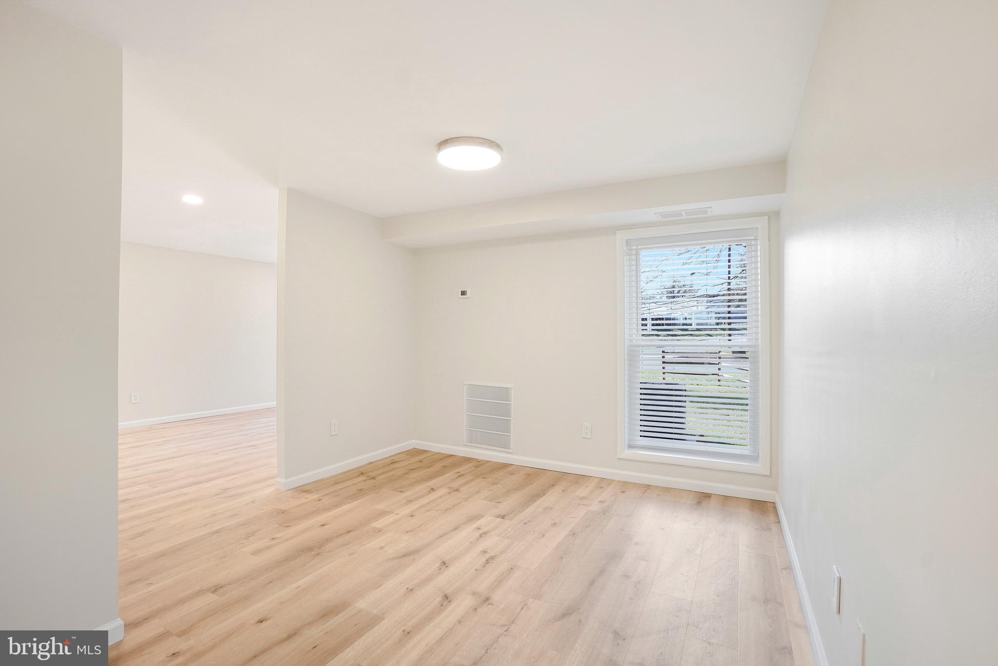 11901 PARKLAWN DRIVE T-2