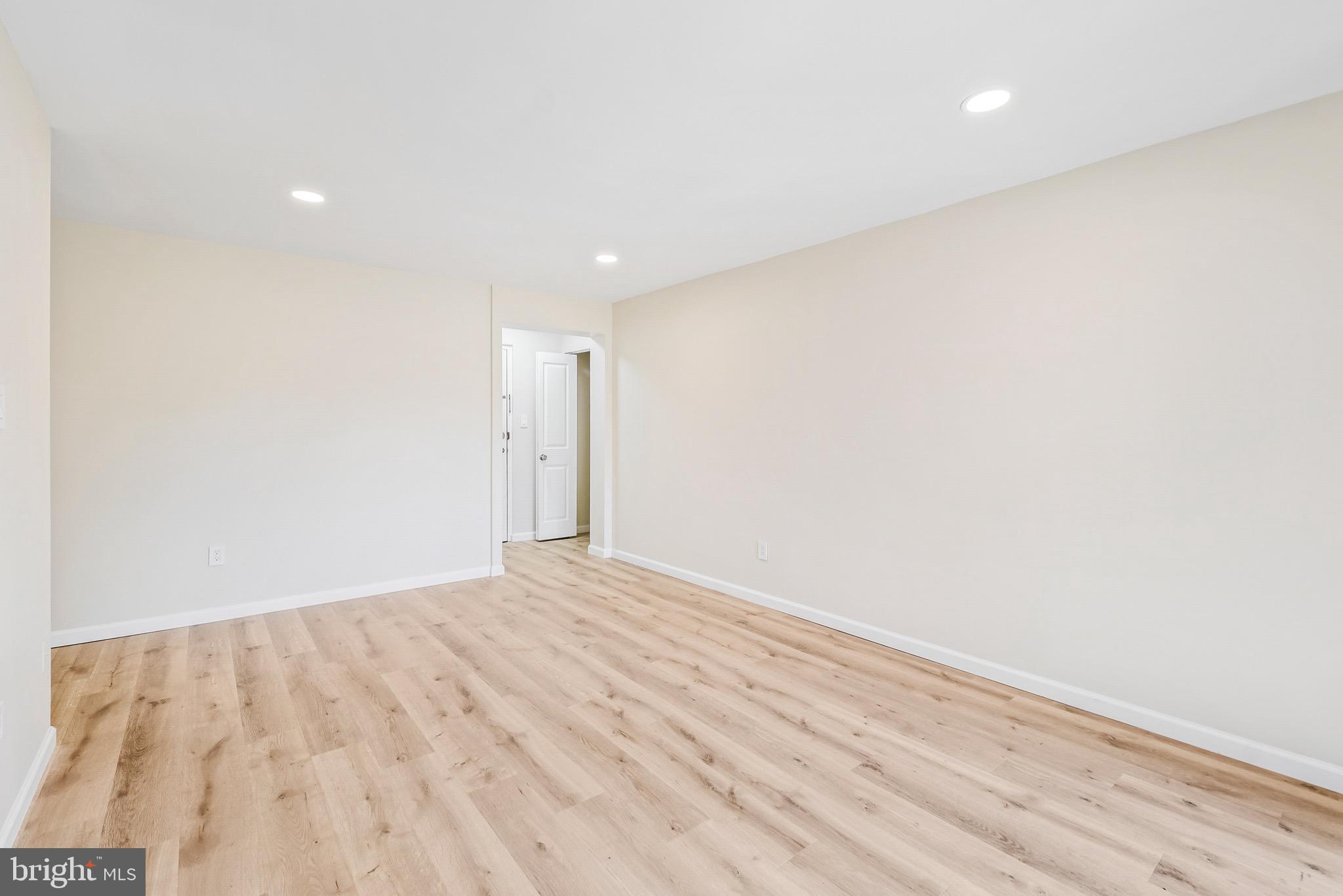 11901 PARKLAWN DRIVE T-2