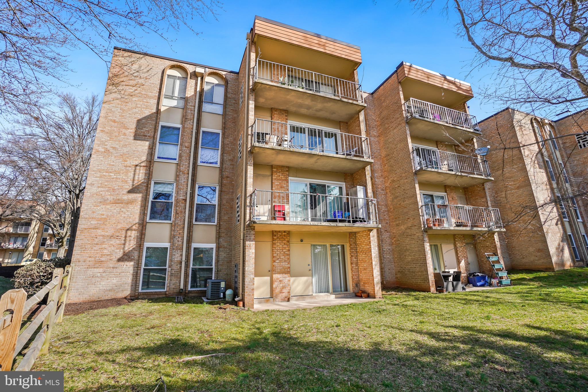 11901 PARKLAWN DRIVE T-2