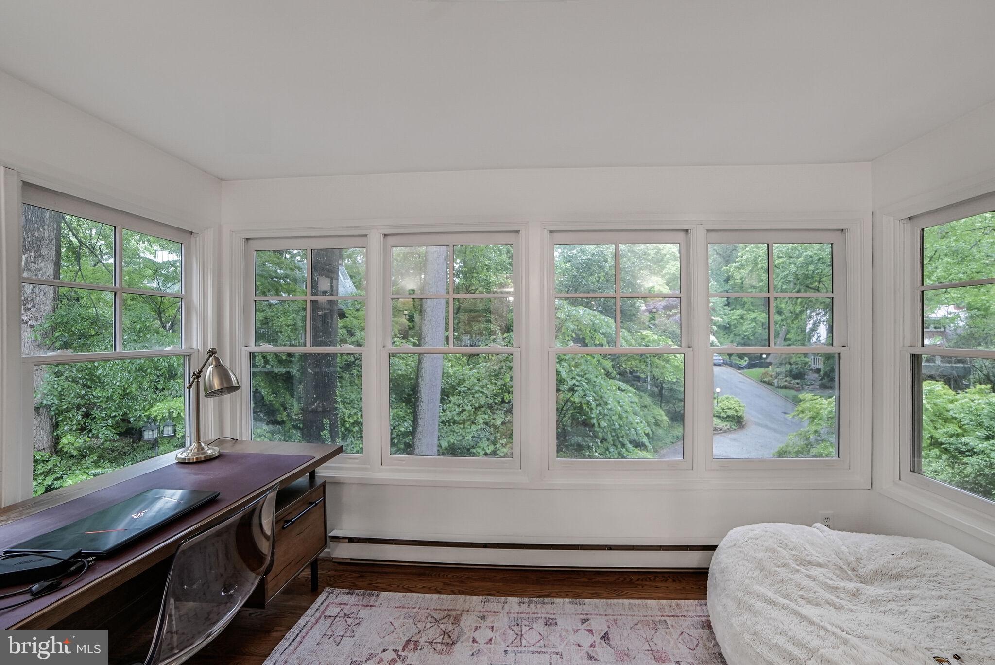9500 WOODSTOCK COURT