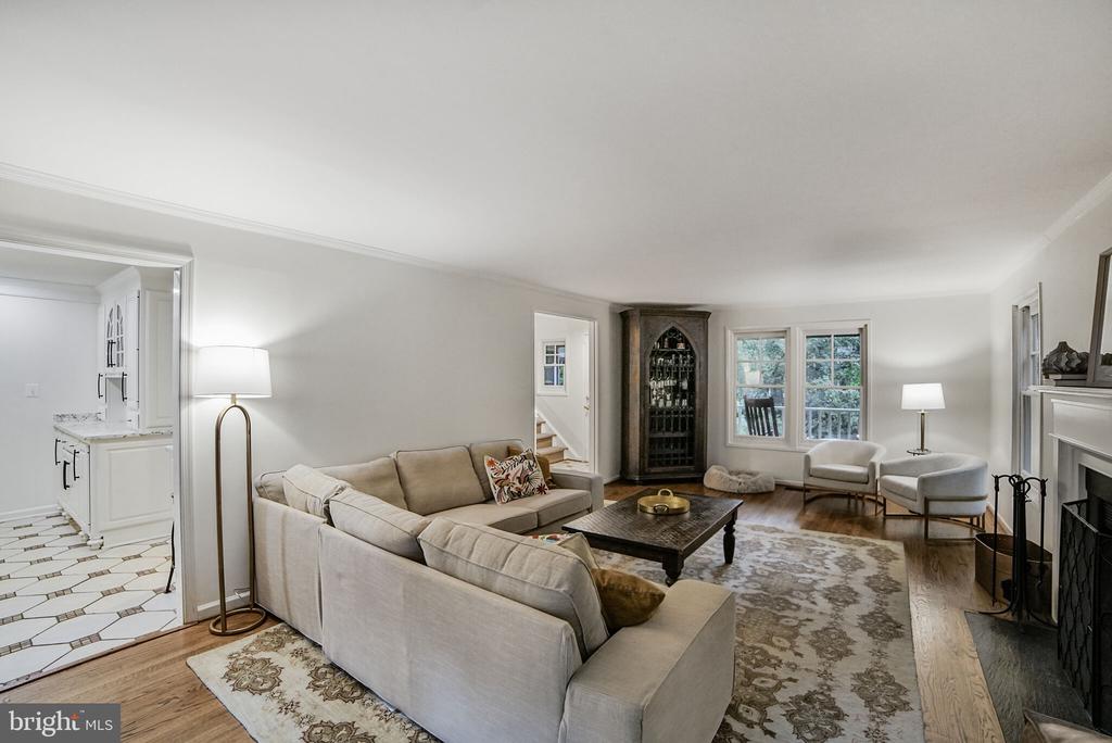 9500 WOODSTOCK COURT