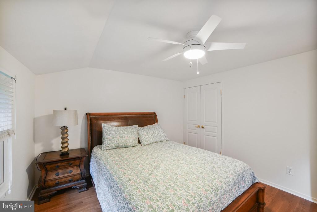 9500 WOODSTOCK COURT