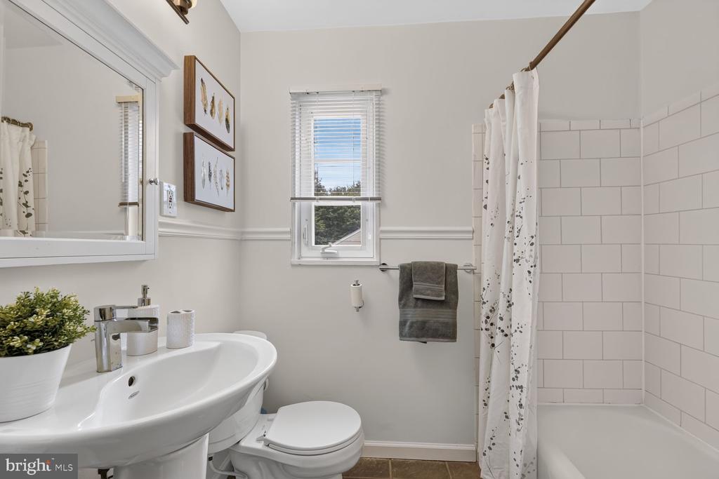 9862 HOLLOW GLEN PLACE Unit: 2532-A