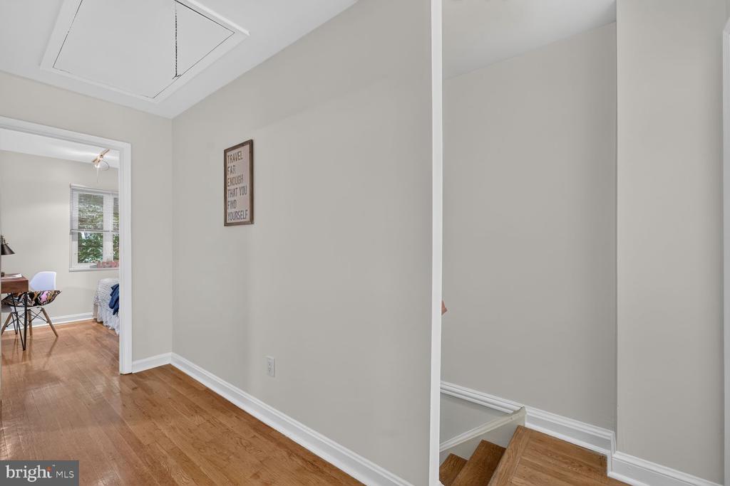 9862 HOLLOW GLEN PLACE Unit: 2532-A