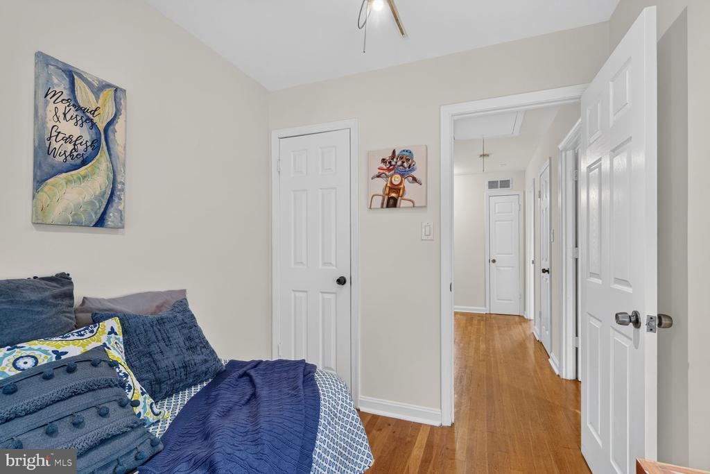 9862 HOLLOW GLEN PLACE Unit: 2532-A