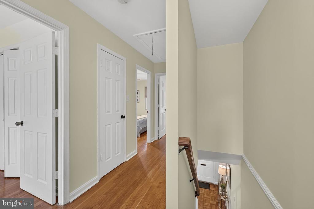 9862 HOLLOW GLEN PLACE Unit: 2532-A
