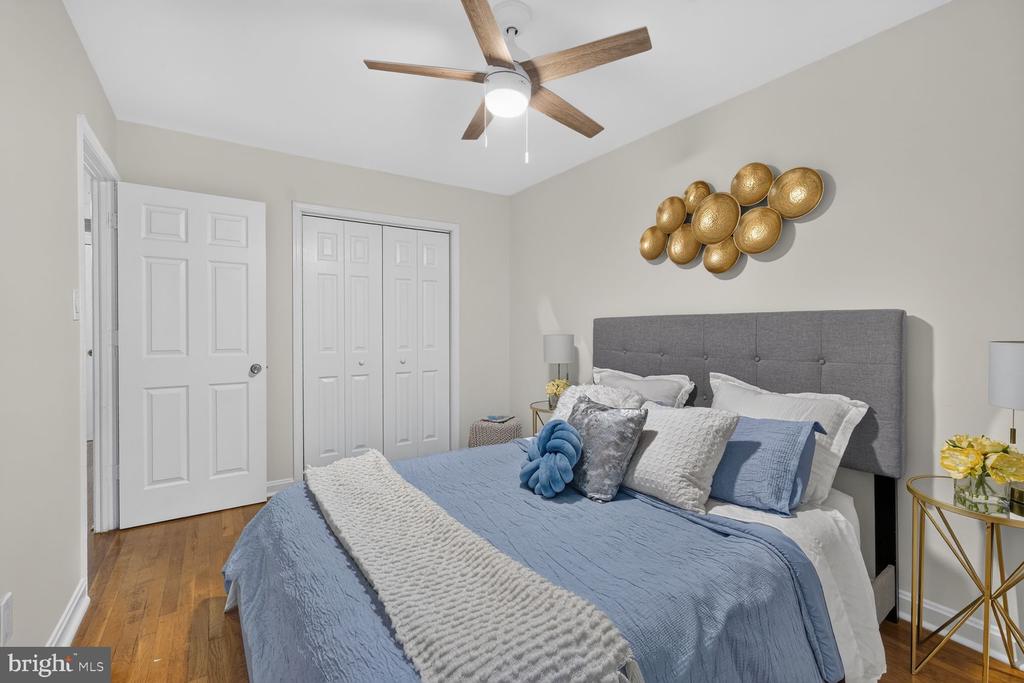 9862 HOLLOW GLEN PLACE Unit: 2532-A