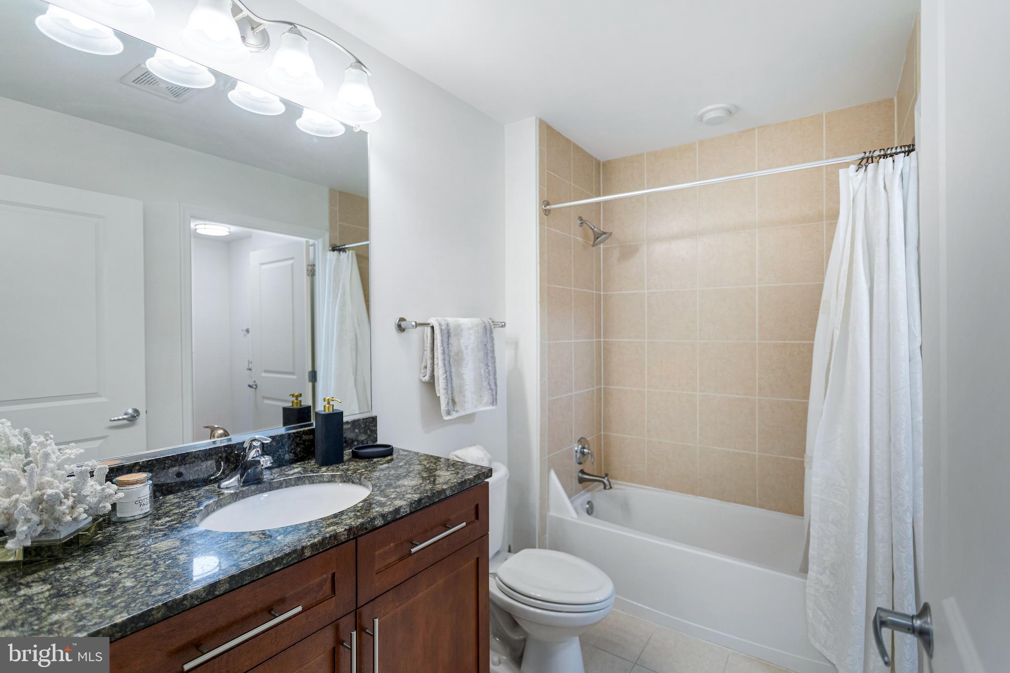 155 POTOMAC PASSAGE 522