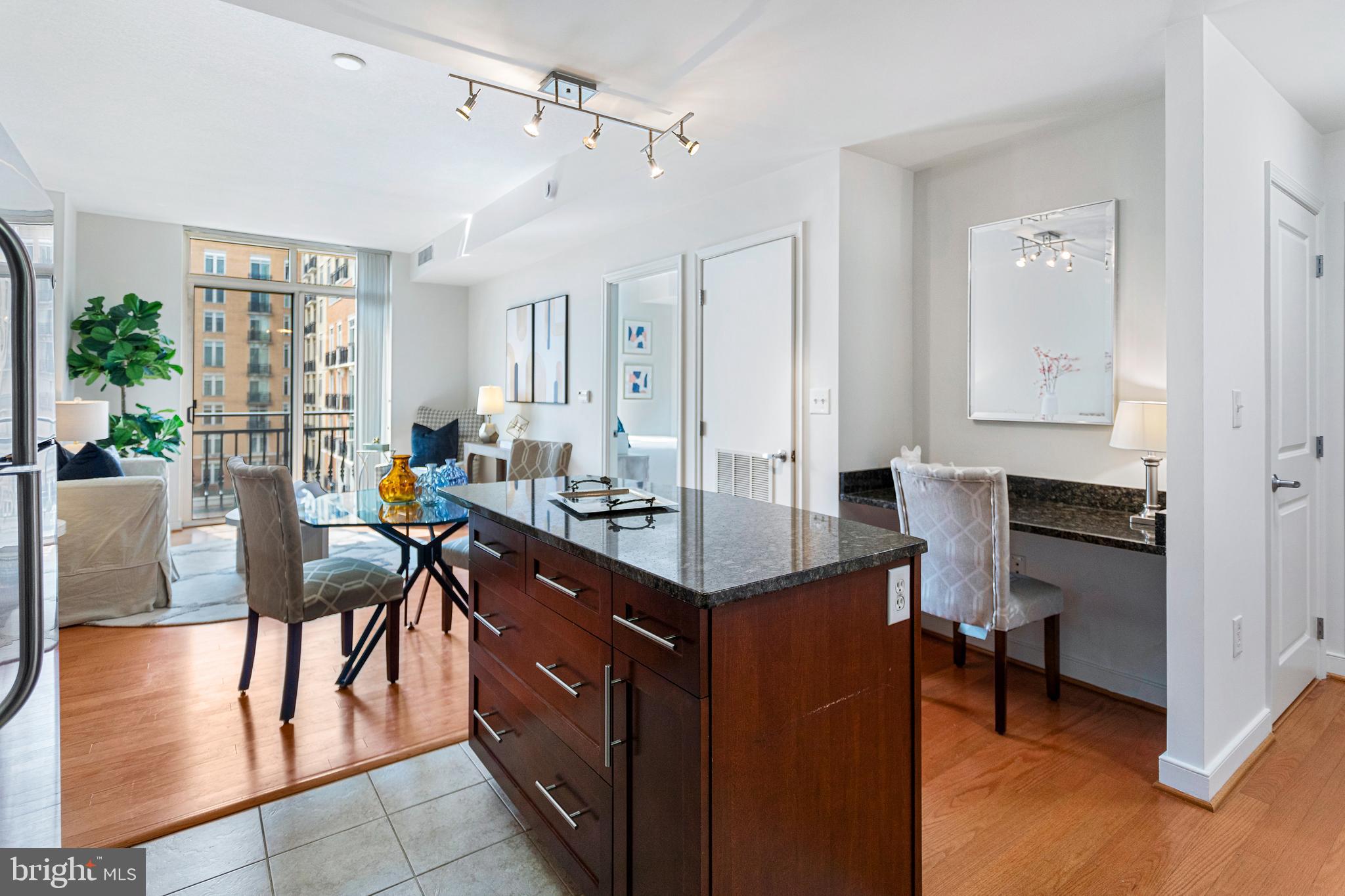 155 POTOMAC PASSAGE 522