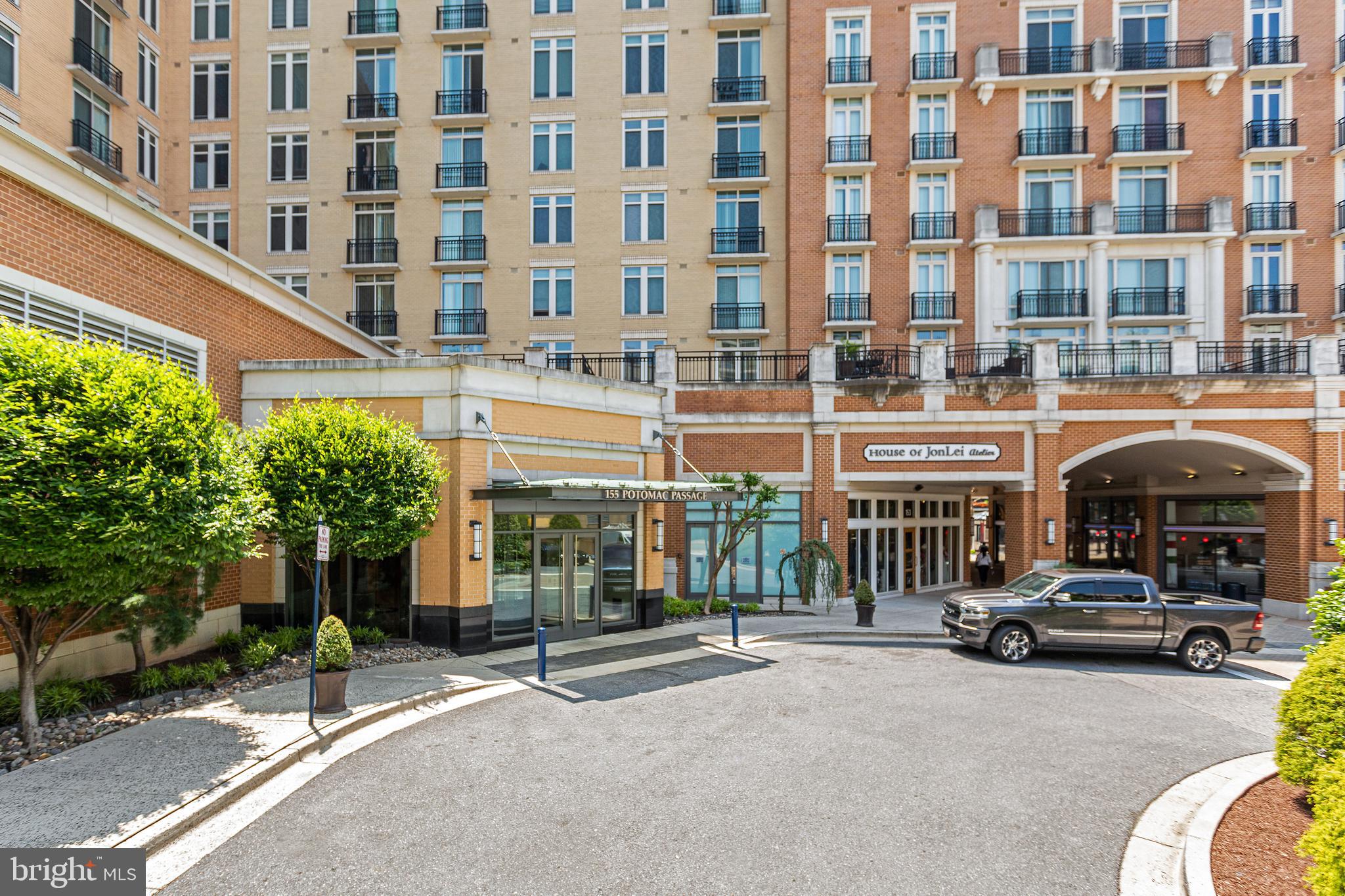 155 POTOMAC PASSAGE 522