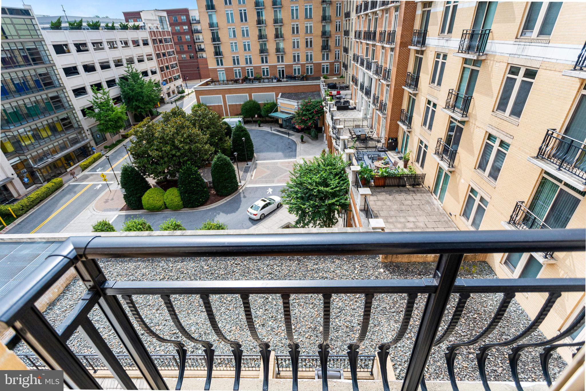 155 POTOMAC PASSAGE 522