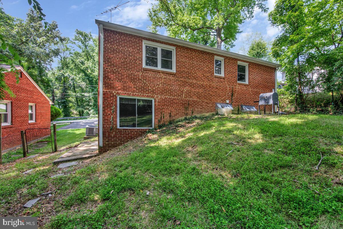 3802 CRYSTAL LANE