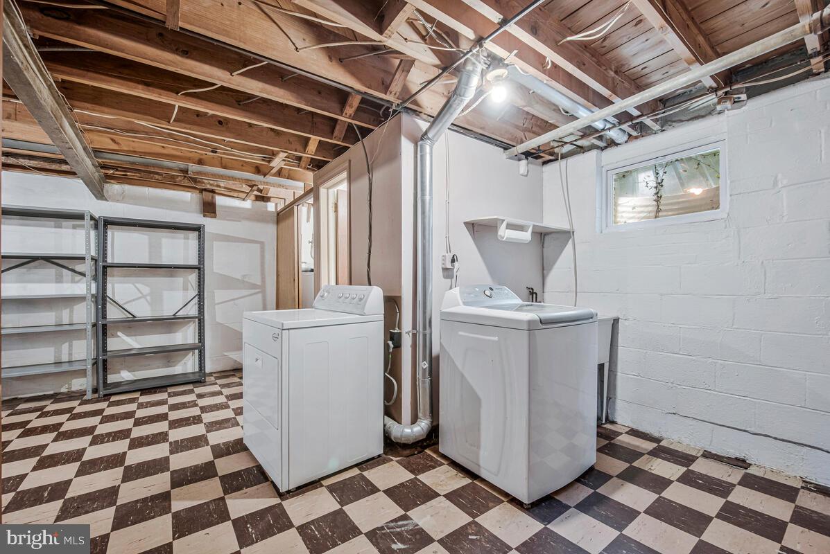 3802 CRYSTAL LANE