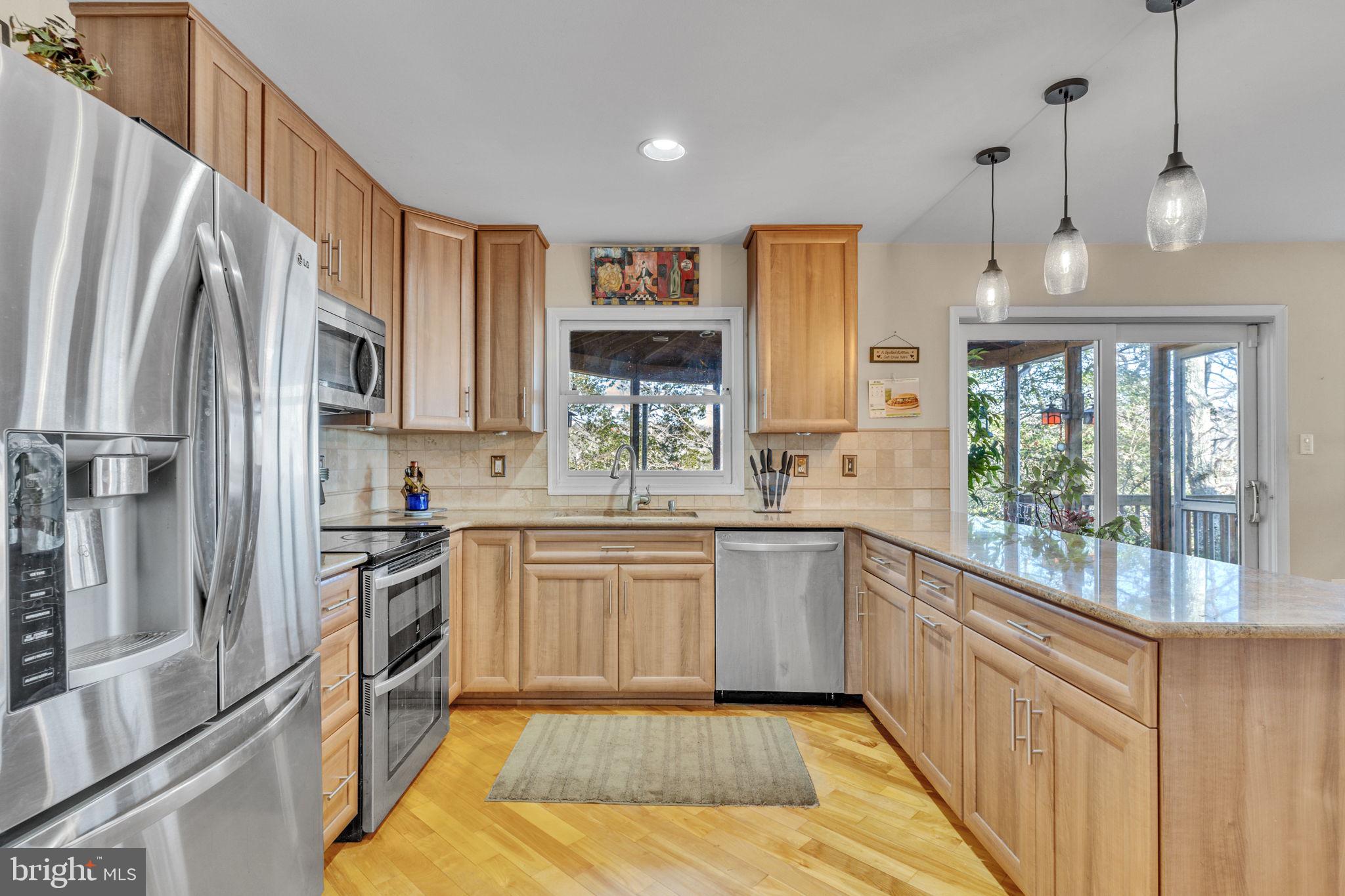 30165 LONE WOLF COURT