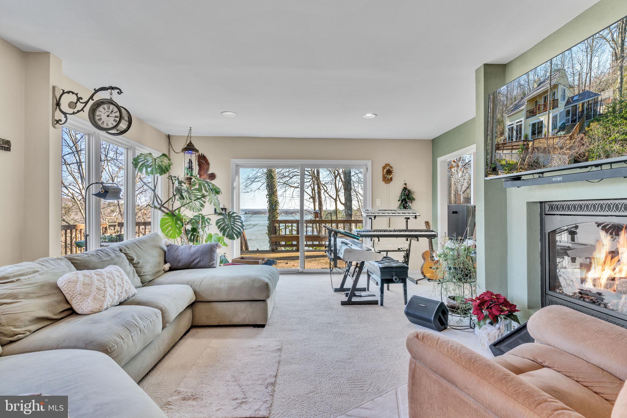 30165 LONE WOLF COURT