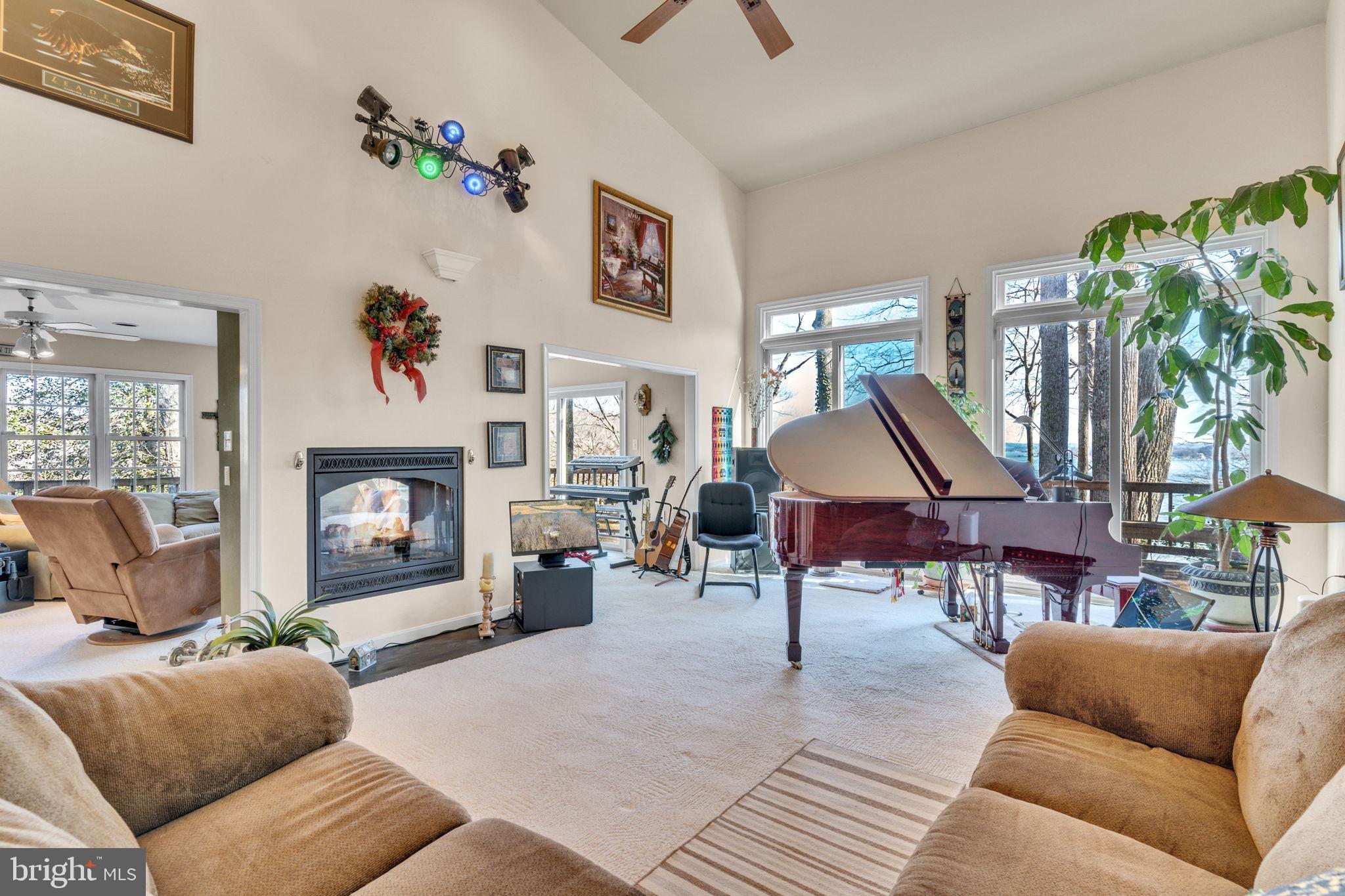 30165 LONE WOLF COURT