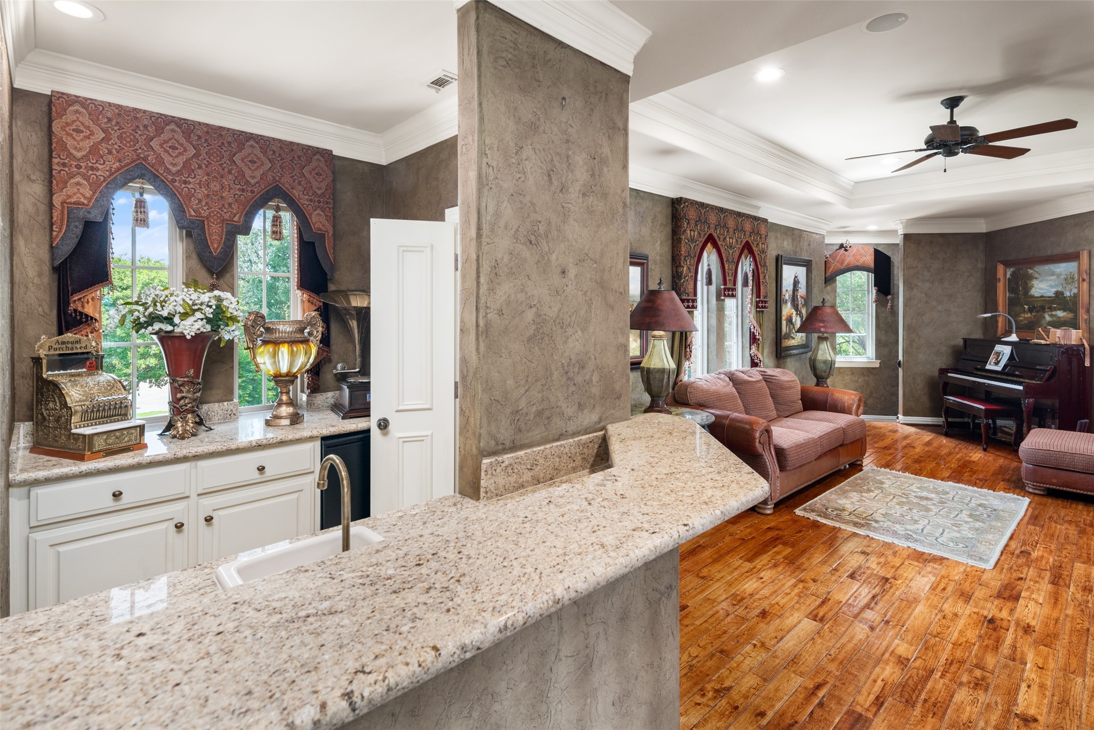 2001 Creekridge Drive