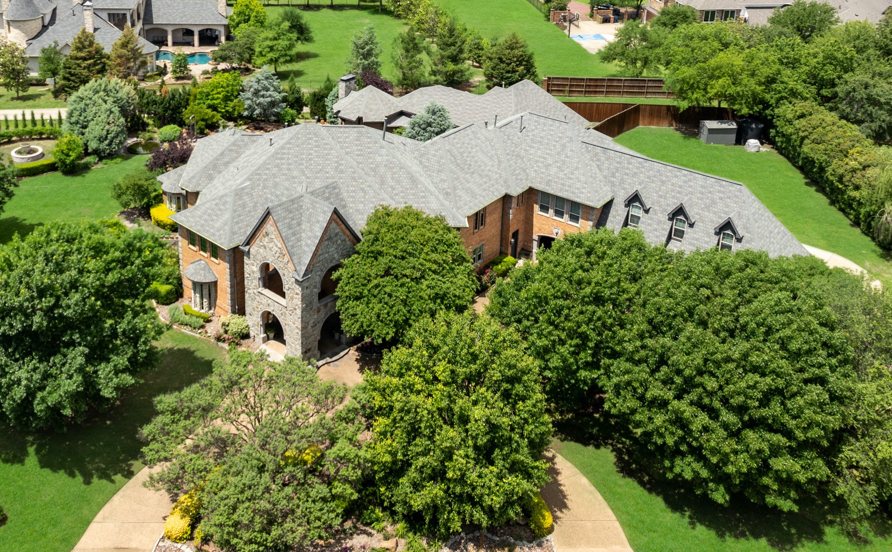 2001 Creekridge Drive
