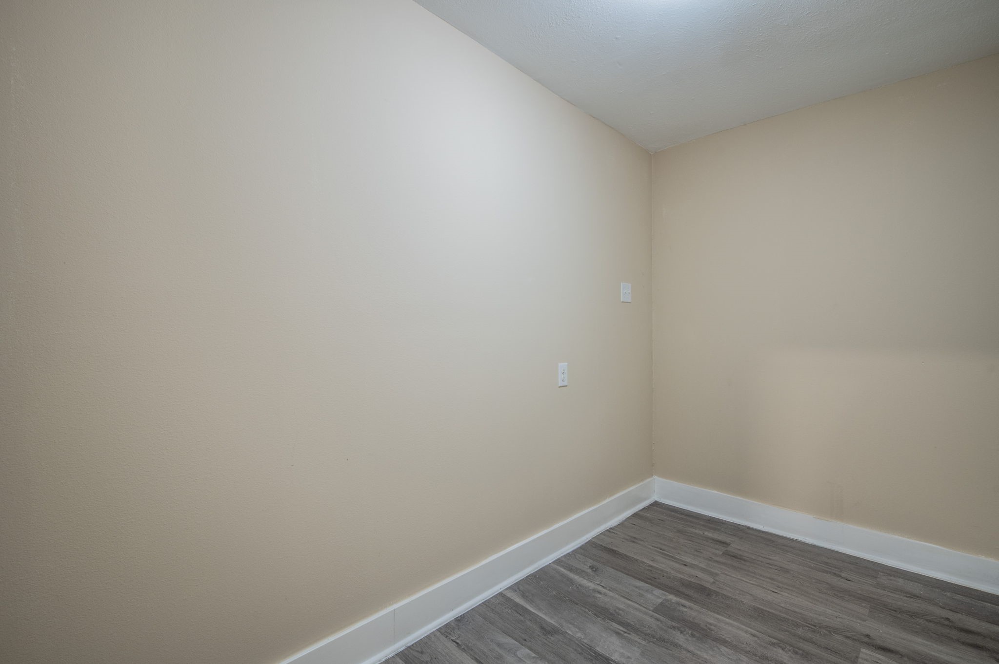 5708 Flamingo Court