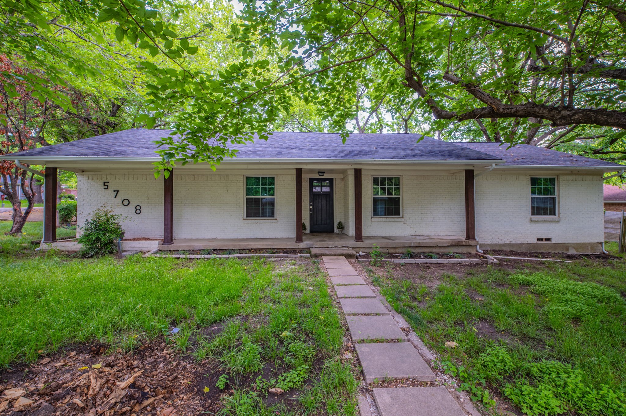 5708 Flamingo Court
