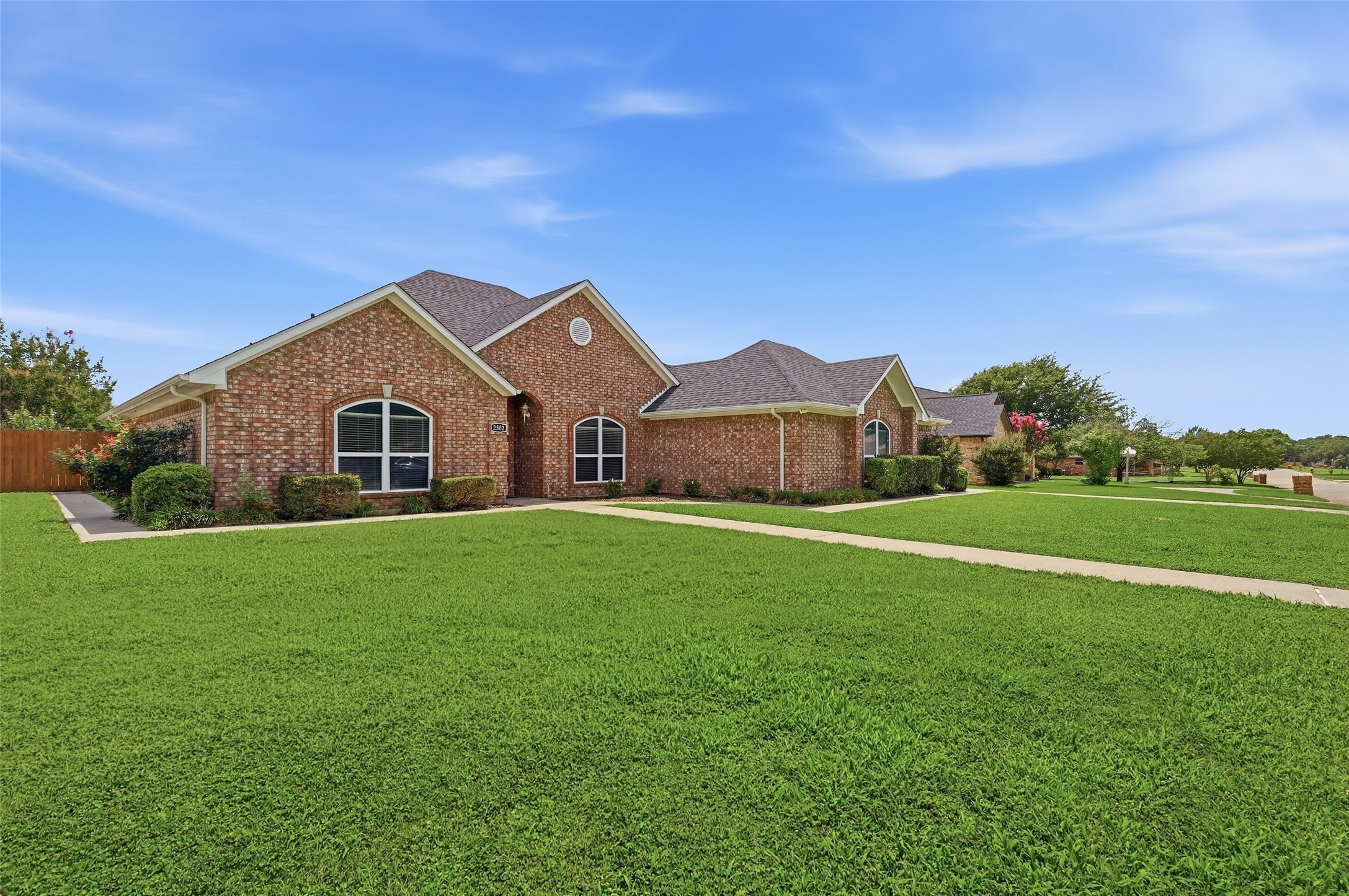 2502 Evelyn Road