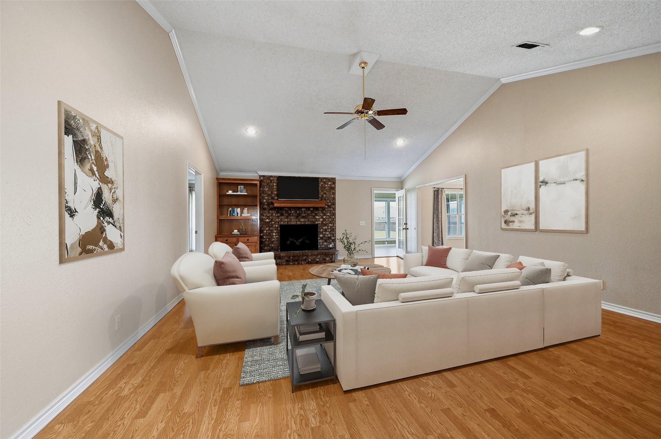 2502 Evelyn Road