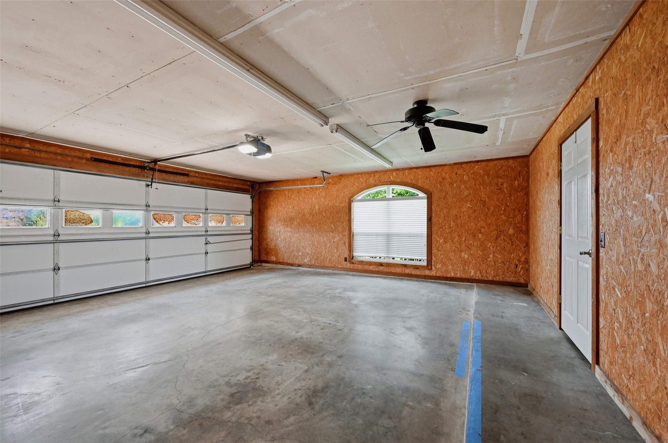 2502 Evelyn Road