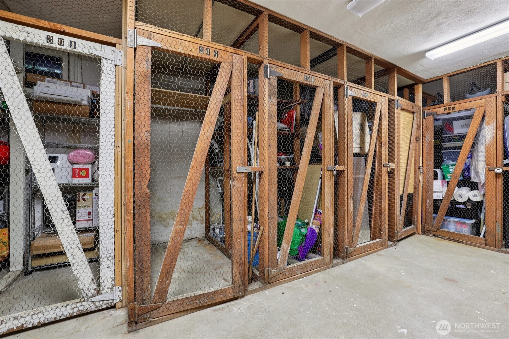 408 Bellevue Avenue E Unit: 206