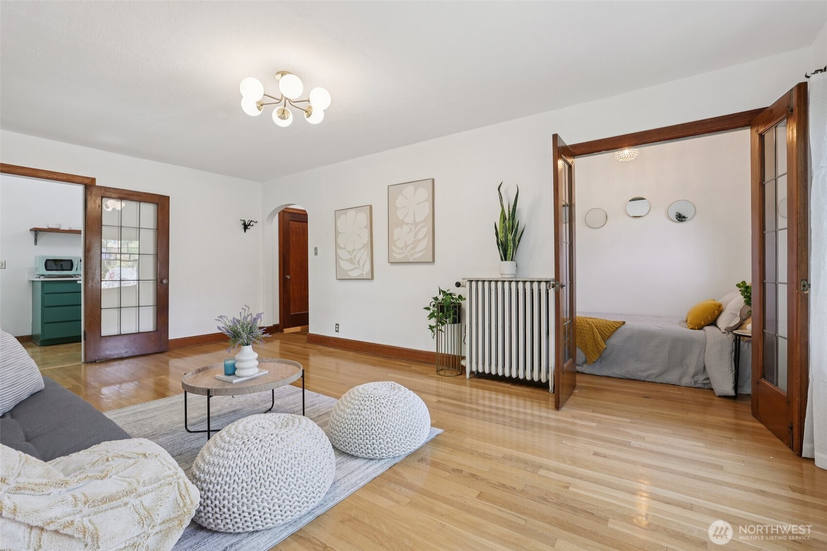 408 Bellevue Avenue E Unit: 206