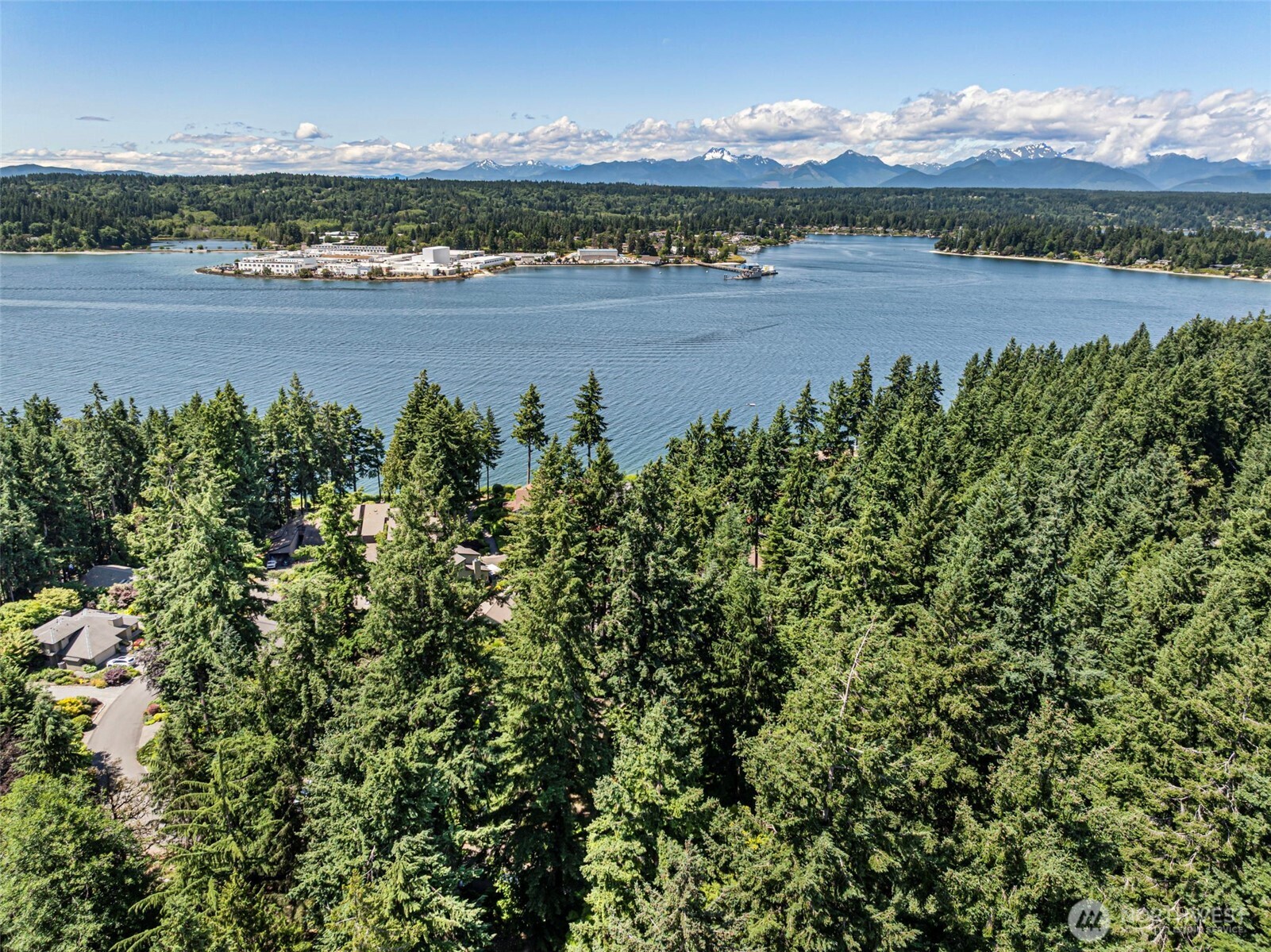 15905 Nesika Bay Road NE