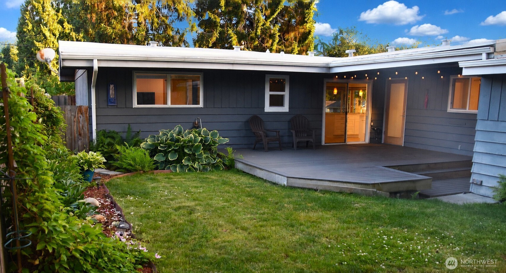4902 NE 7th Place