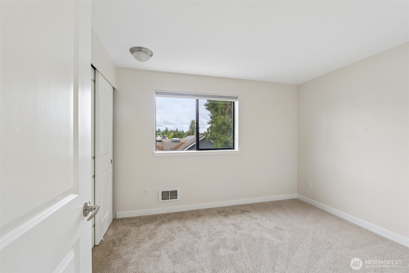 8816 Nesbit Avenue N Unit: 203