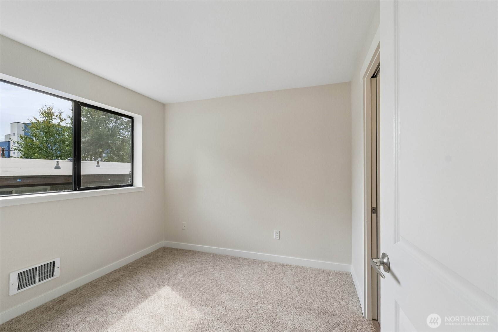8816 Nesbit Avenue N Unit: 203