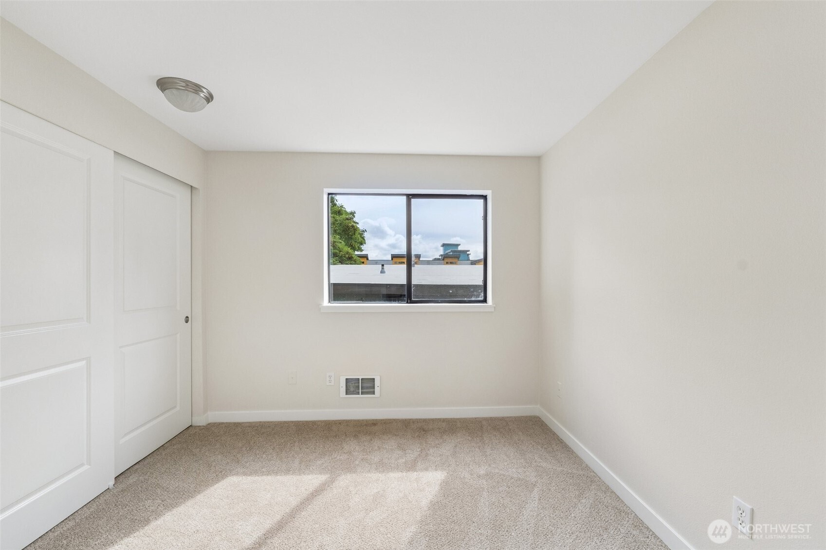8816 Nesbit Avenue N Unit: 203