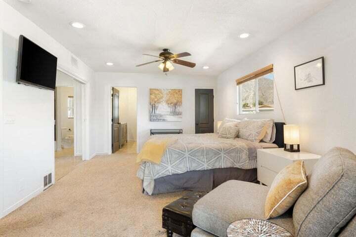 53533 Avenida Mendoza