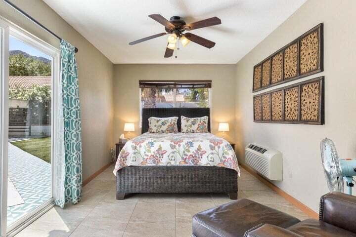 53533 Avenida Mendoza