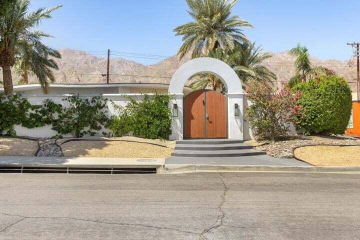 53533 Avenida Mendoza