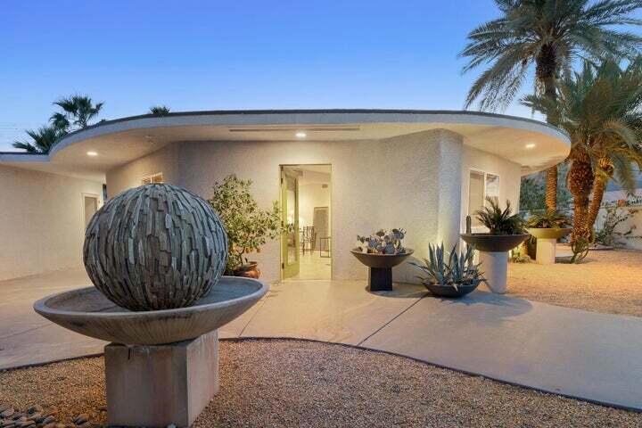 53533 Avenida Mendoza