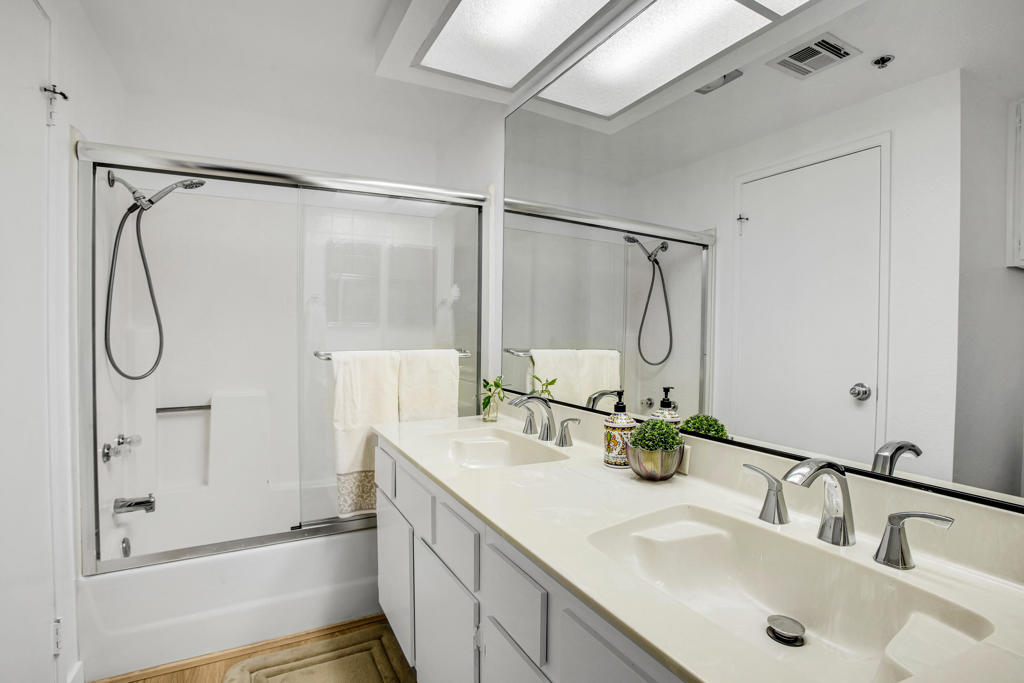 2700 Lawrence Crossley Road 23