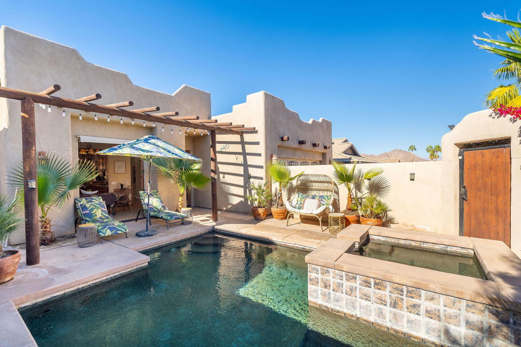 53125 Avenida Martinez