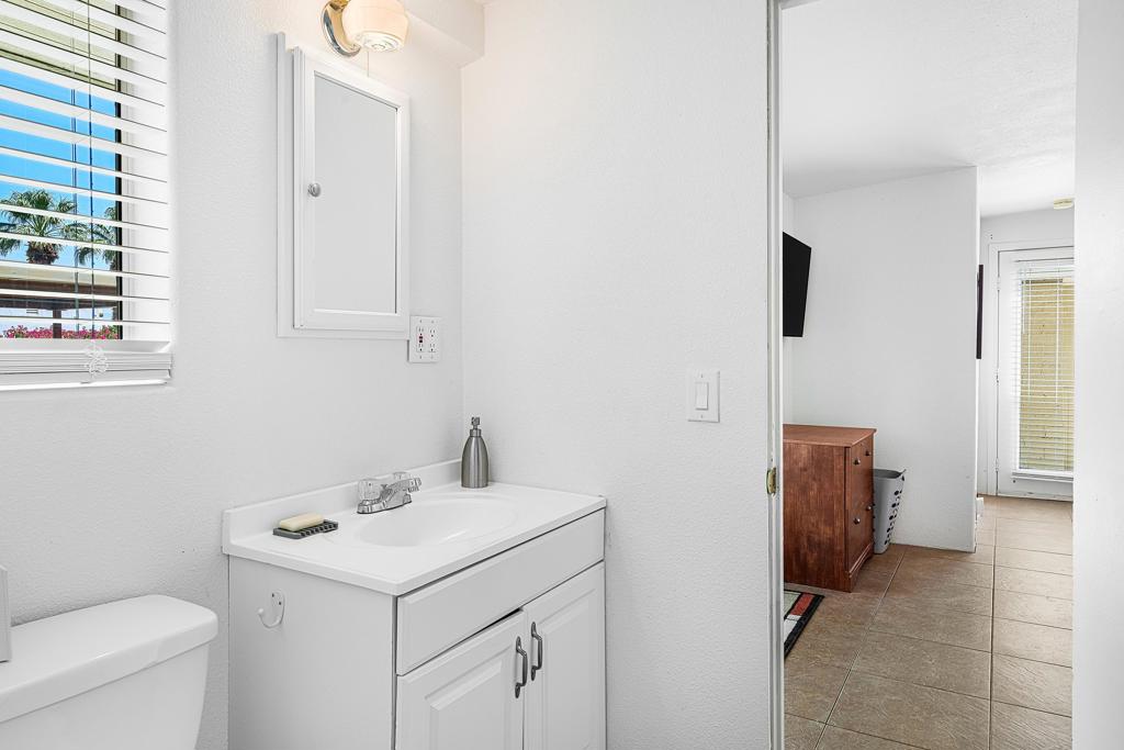 53945 Avenida Obregon